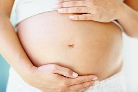 Miért viszkető hason terhesség alatt a korai és késői terhesség