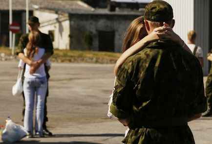 Miért nők nem várja meg a fiúk a hadsereg, a sorozott katona