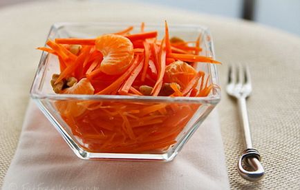 Egyszerű receptek Sárgarépa saláta, alapanyagok kiválasztása és titkok
