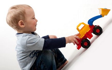 Gyermek 2 év - játék és fejlesztés a gyermek 2 éves - az erő és mód