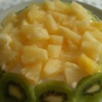 Saláta ananász és a csirke és a gomba receptek képekkel