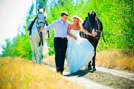 Esküvői fotózást lovakkal - fényképek és ötletek menyasszony, nagy (esküvők a világon)