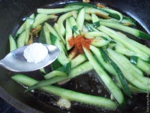 Fried uborka japán (uborka) Sült uborka japán