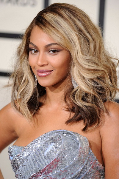 15 legstílusosabb frizurák Beyonce