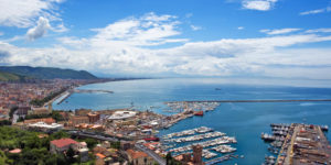 Amalfi-part Olaszország legjobb üdülőhelyek és a strandok, hogyan lehet eljutni
