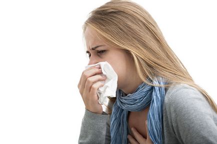 Antibiotikumok a megfázás felnőtteknél lista esik rhinitis