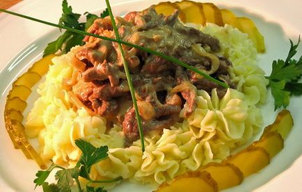 Marha Stroganoff - marhahús receptek befstroganova