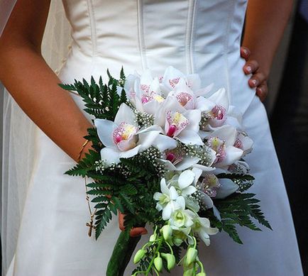 Virágok a menyasszonyi csokor fotó és ajánlások