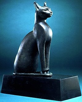 Egyiptomi macska szobor, a kedvenc thai macska