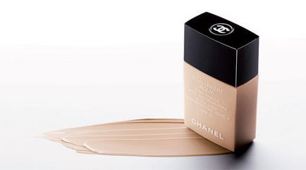Információ az alapítvány Chanel vitalumiere aqua, valamint az értékelés