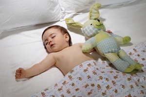 Hogyan elválaszt egy alvó gyermek a szülőkkel