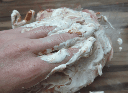 Hogyan megsütjük a csirke egy kéreg a serpenyőbe
