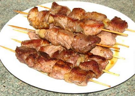 Főzni barbecue sertéshús (receptek)