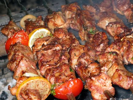 Főzni barbecue sertéshús (receptek)