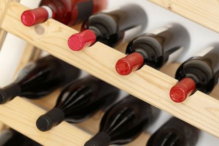 Hogyan kell tárolni a bor palackokban otthon, a hivatalos honlapján receptek