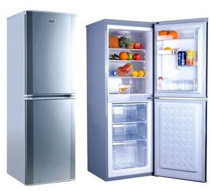 Hogyan kiolvasztani a hűtőszekrényben helyesen és gyorsan kétkamrás Indesit, Bosch, Liebherr, Samsung