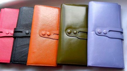 Hogyan válasszuk ki a megfelelő pénztárca vonzza a pénzt, hogy milyen színű legyen a pénztárca neki