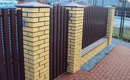 Brick oszlopok kerítés - diagram a készülék és az építési saját kezét