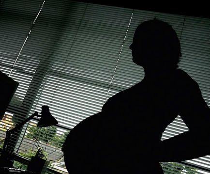 Amikor elhagyja a szülési szabadság dolgozó terhes nők