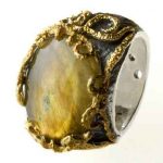 Mágikus gyűrűk és azok jelentőségét, fotók, hol és mennyit kell vásárolni, a férfi és női ezüst kövekkel