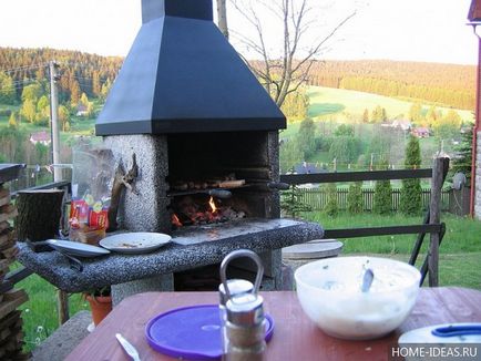 Grill, hogy a saját kezébe