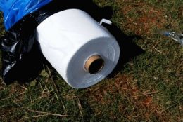 Szőttesek - típusok alkalmazása eper, nyári lakok nap (lehet közvetlenül a tetején) Szőttesek - típusok alkalmazása eper, nyár rezidens nap