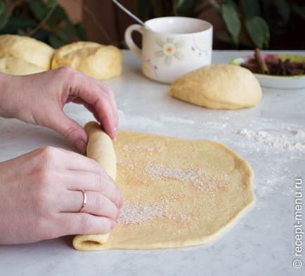 Zsemle cukorral (recept fotó)