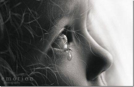 Miért sírunk ( „Cry” emlősök érzelmi könnyek) Miért sírunk