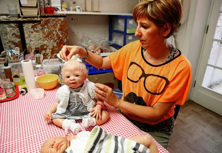 Reborn babák - mint élő gyermekek - a legjobb fotó!