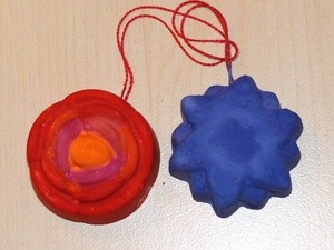 Csokoládé a kezüket (olvadni a csokoládé) Csokoládé figurák saját kezűleg