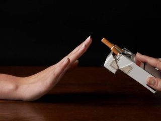 Büntetés a dohányzást a nyilvános helyeken 2017-ben