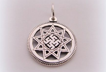 Szláv amulettek ezüst fülbevalók, medálok, fésűk