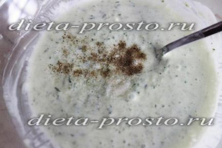Szósz Tzatziki - mártással-starter joghurt uborka és a fokhagyma (olívaolaj) Tzatziki szósz - a szósz, snack joghurt uborkával és fokhagymával