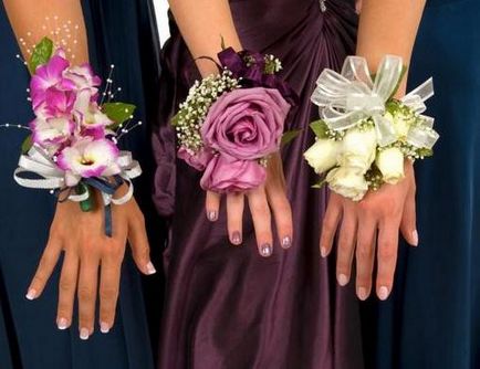 Esküvői boutonniere eredete, hagyományok, a használata egy csokor kezüket