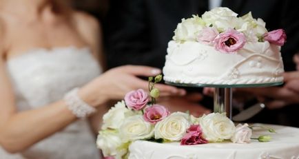 Esküvői torták a legszebb képek nélkül öntött, a sütemények, emeletes