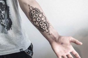 Tattoo karján a férfiak és a nők értékét, vázlatok, ötletek