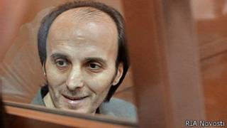 Budanov gyilkosa ítélték 15 év szigorú rezsim - BBC orosz Service