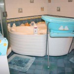 Bath fürdés az újszülött fő típusai tálcák és hogyan kell választani