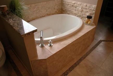 Típusú fürdők egy kis fürdőszoba