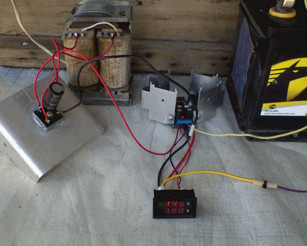 Akkumulátor töltő 12V akkumulátor kezeddel (DC-DC cc cv tc43200)