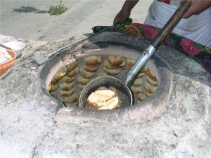 Mi a tandoor - a történelem, a megjelenése, és hogyan működik, hogyan kell használni tandyr (tandoor használat) Mi a tandoor - a történelem, a megjelenése, és hogyan működik, hogyan kell használni tandyr