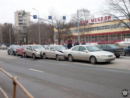 Hogyan lassítani a különböző helyzetekben, mind az autók