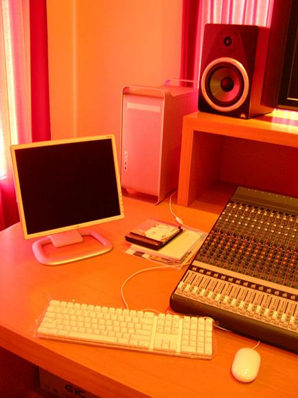 Hogyan készítsünk egy Home Recording Studio