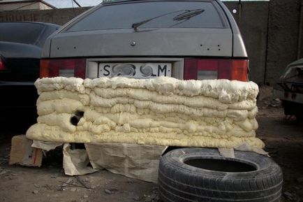 Hogyan készítsünk egy egyedi tuning lökhárító kezét (csinálni) Hogyan készítsünk egy egyedi tuning lökhárító saját kezűleg