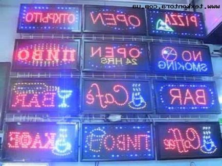 LED ticker kezével videó, fotó (kép) LED ticker kezével videó, fotó