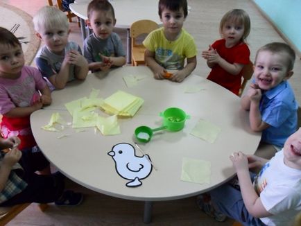Gyermekek rátétes „csirke” (gyermek) Gyermekek rátétes „csirke”