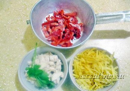 Házi pizza csirkével és sajttal - lépésről lépésre recept fotók (recept) Házi pizza csirkével és sajttal - lépésről lépésre recept fotók