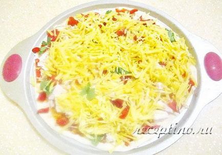Házi pizza csirkével és sajttal - lépésről lépésre recept fotók (pizza) Házi pizza csirkével és sajttal - lépésről lépésre recept fotók