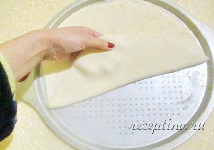 Házi pizza csirkével és sajttal - lépésről lépésre recept fotók (recept) Házi pizza csirkével és sajttal - lépésről lépésre recept fotók