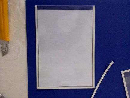Előállítása ragasztó zsebek információ áll átlátszó műanyag - valós (állványok) Előállítása ragasztó zsebek információ áll átlátszó műanyag - Fair